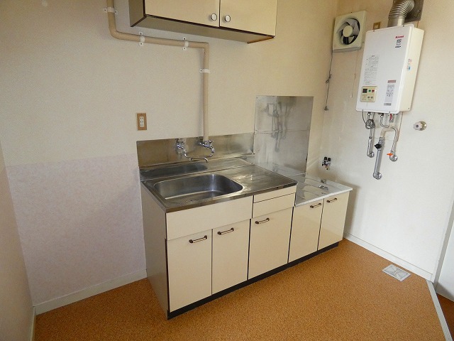 青森県十和田市東二十三番町29-33