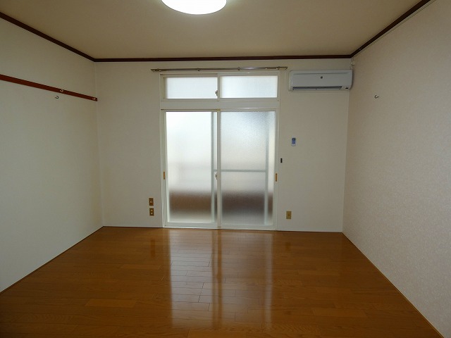 青森県十和田市東二十三番町29-33