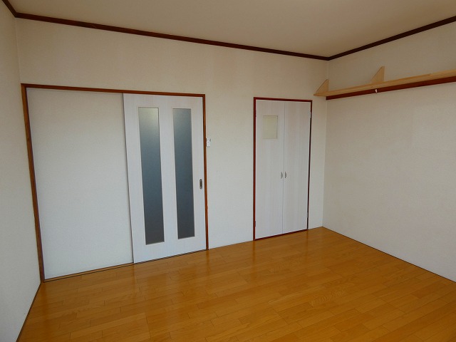 青森県十和田市東二十三番町29-33