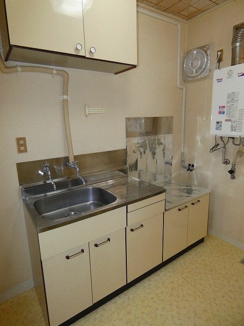 青森県十和田市東二十三番町29-33