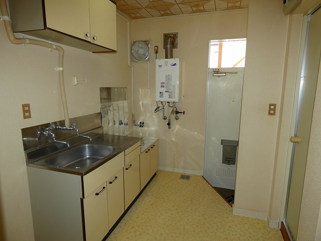 青森県十和田市東二十三番町29-33