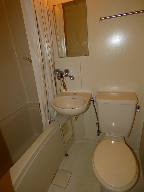 青森県十和田市東二十三番町29-33